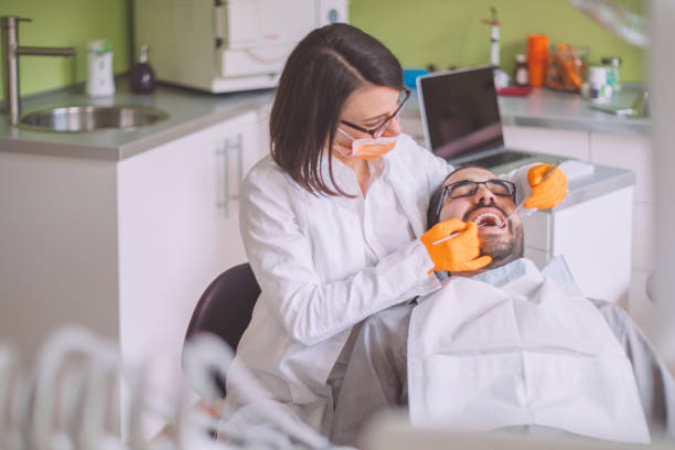 Best Emergency Tooth Extraction in Holiday Island, AR